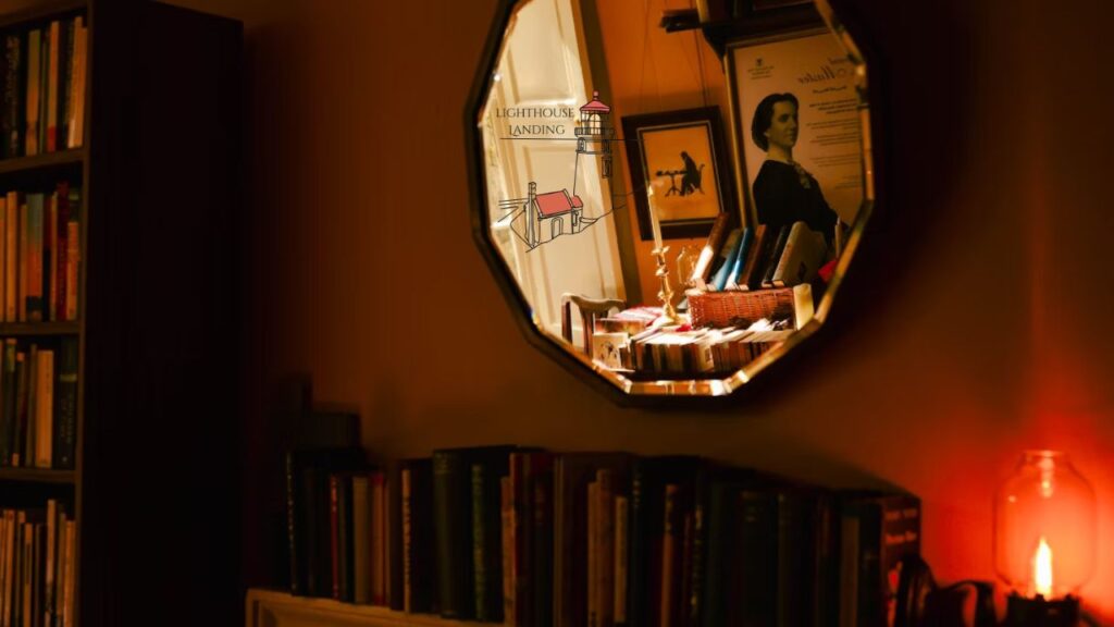 Why Every Dining Room Needs a Mirror
